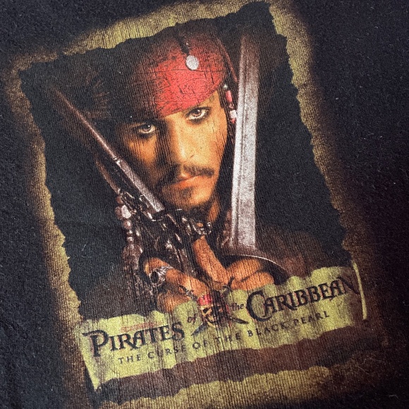 vintage Pirates of the Caribbean, the curse of the black pearl baby tee - Picture 2 of 4